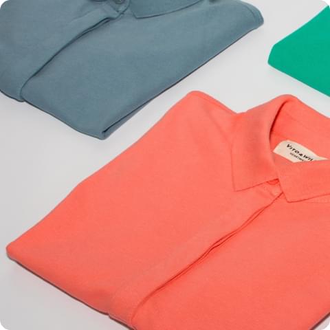 色シャツサムネ